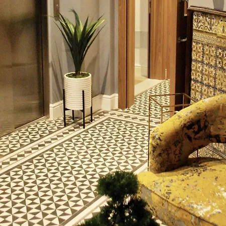 Fabulous Centre - Grand House Apartament *