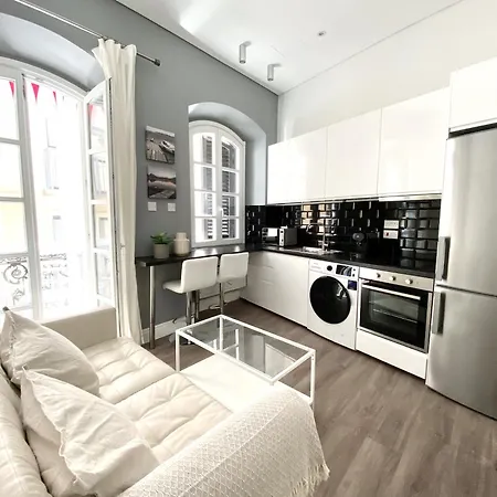 Fabulous Centre - Grand House Apartament Gibraltar