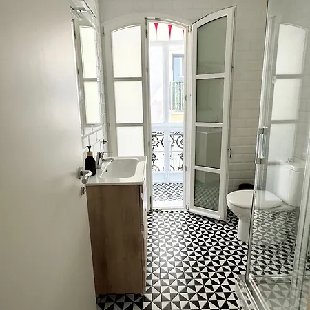 Fabulous Centre - Grand House Apartament Gibraltar
