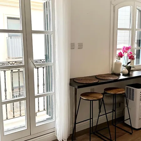 Fabulous Centre - Grand House Apartament Gibraltar